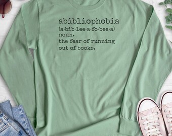 Funny Abibliophobia Reading Sweatshirt For Women – Vintage Book Lover Graphic Pullover, Green Small - View #3