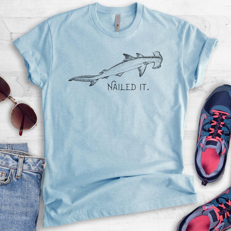Nailed It Hammerhead Shark Shirt, Unisex Shirt, Funny Shark Shirt, Shark Tee, Funny Shark Meme Shirt 画像 2