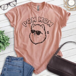 Pom Mom T-shirt, Unisex Women's Shirt, Pomeranian, Pom Owner, Best Dog Mom Gift Bild 7