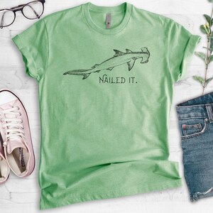 Nailed It Hammerhead Shark Shirt, Unisex Shirt, Funny Shark Shirt, Shark Tee, Funny Shark Meme Shirt 画像 4