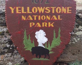 Yellowstone National Park Arrowhead Shield