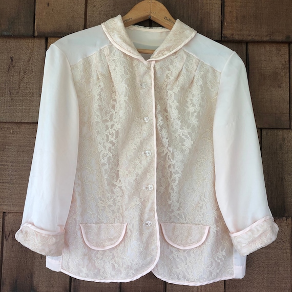 1950s baby pink satin and lace bed bed jacket. Me… - image 1