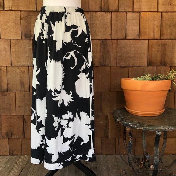 1960s vintage black and white floral maxi skirt