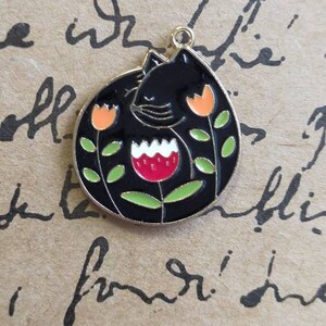 Needle MinderFridge Magnet Mystery Minder Grab Bag