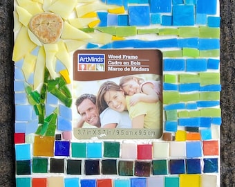 Marco de mosaico de girasoles: vitral para colgar en la pared