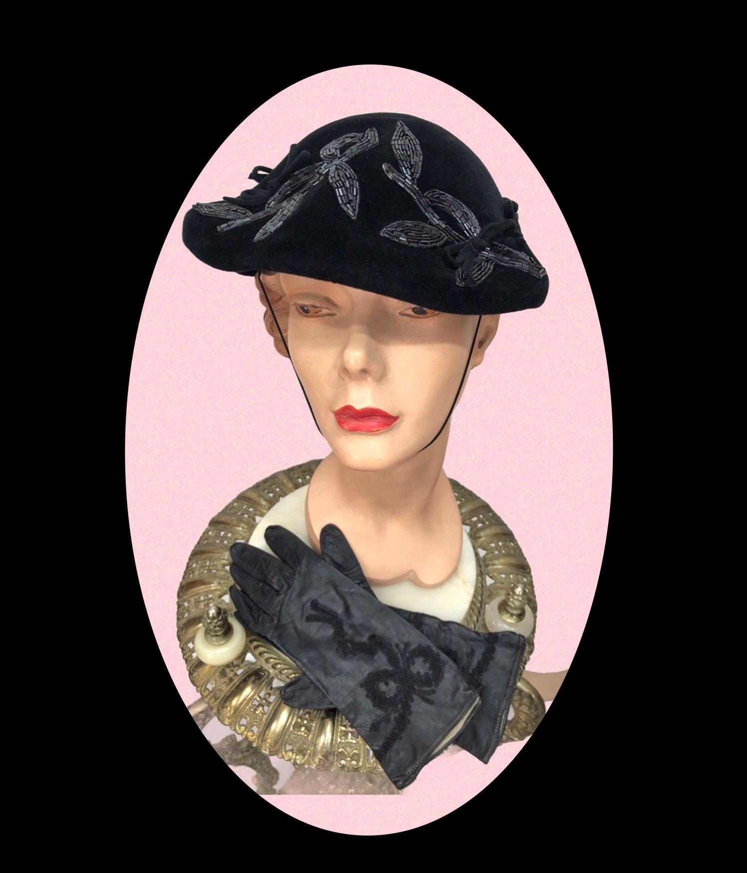 Vintage Velvet Beret with Matching Grograin Ribbon Trim in Black Beret Hat With Black Ribbon - Etsy main image 4