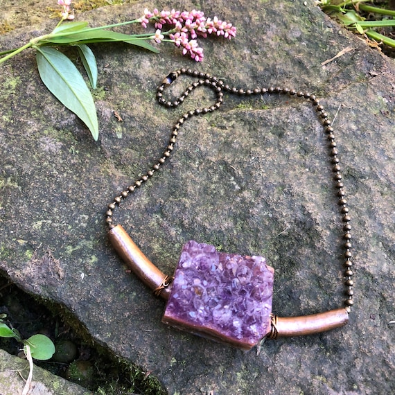 Vtg AMETHYST GEODE & Hammered Copper ARTISAN Chok… - image 1