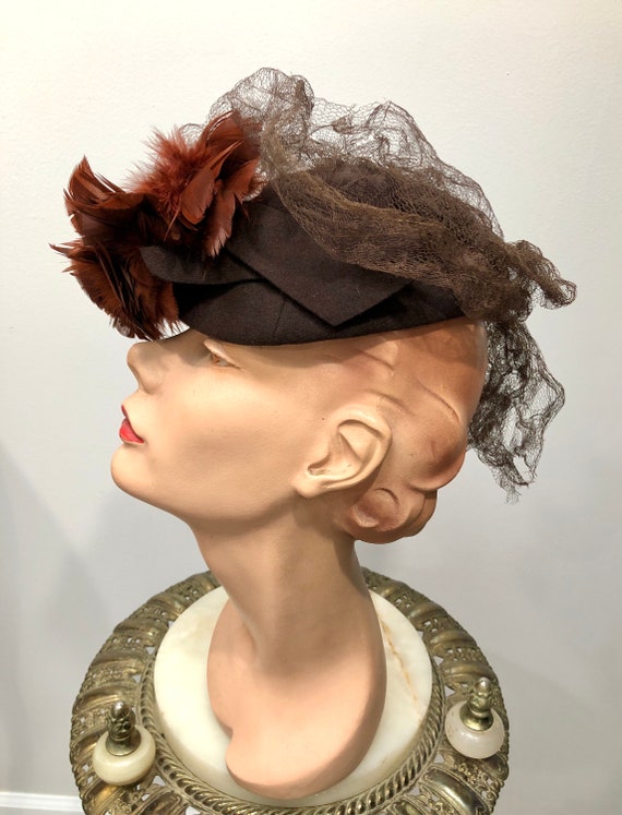 Vtg 1930s NY Creation Tilt BERET & CROCHET Gloves - image 2