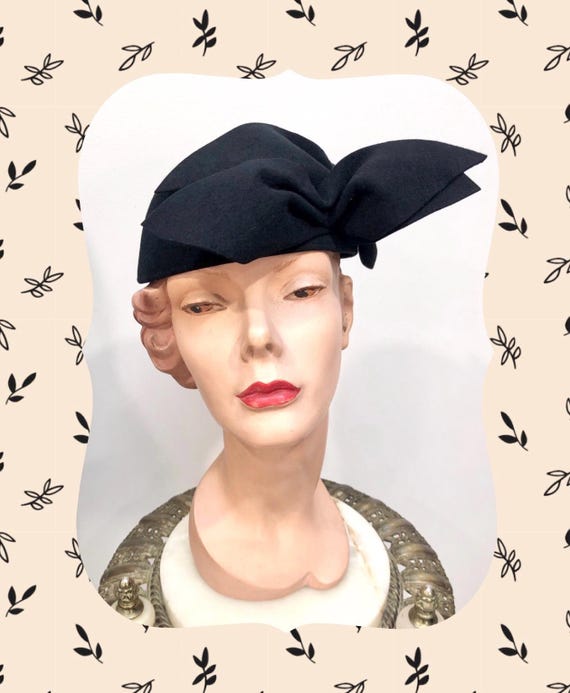 1940s New York Creation Film Noir BERET w/SCULPTED BOW