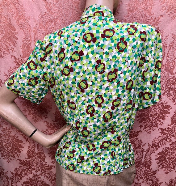 Vtg 1940s Rayon NOVELTY Print Blouse CHARTREUSE &… - image 6