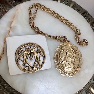 Vtg 70s COURTING COUPLE Pendant & Gemini Scarf Clip