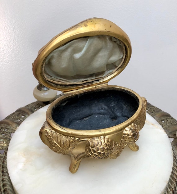 Victorian Gilded ART NOUVEAU Jewelry Casket w/Pin… - image 5