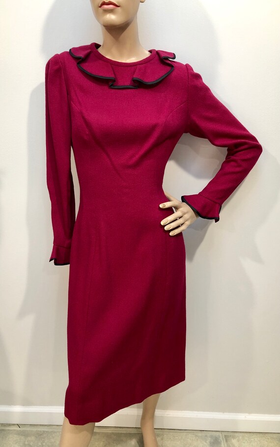 Vtg 1950s BERRY RED Wool Wiggle Dress w/Ruffled C… - image 5