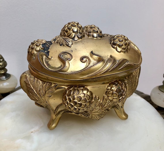 Victorian Gilded ART NOUVEAU Jewelry Casket w/Pinecones