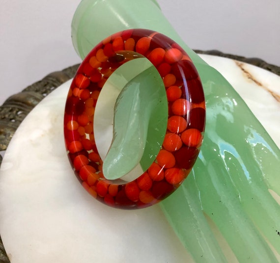 VTG 1960s MOD Polka Dot-Aspirin PILL Lucite Bangle - image 1