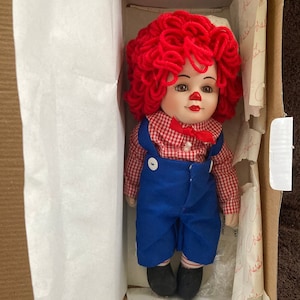 Marie Osmond Doll  ‘Rags’ Twin Series Fine Porcelain Collector Series 1995-11”
