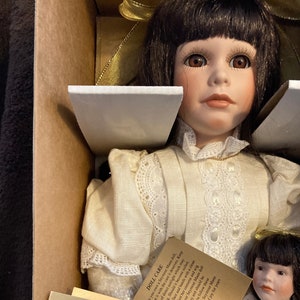 Seymour Mann &quot;Memories of Jennifer&quot; 19&quot; Doll, Connoisseur Collection Doll, Signature Series, COA