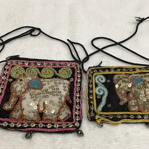 2-vIntage ART DECO noir sacs à fermeture éclair w/rembourré éléphant Motif orné de tressage, de perles et de paillettes
