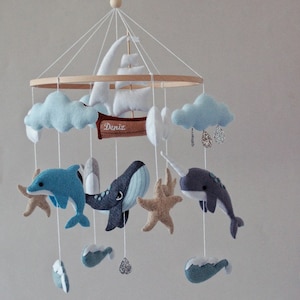 Wal mobile Baby mobile Jungen mobile Kinderzimmer Meer mobile Narwal Schiff Delfin Meer Ozean Wellen Kinderzimmer Design personalisierte Mobile