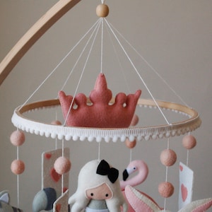 Alice nel paese delle meraviglie Nursery Mobile / Carroll coniglio fenicottero Culla mobile baby shower regalo vivaio appeso mobile neonato Cheshire Cat immagine 8