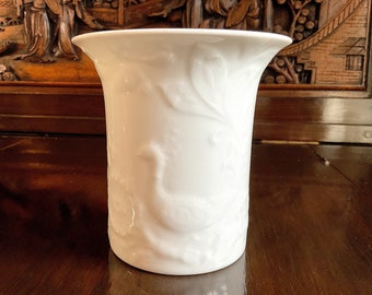 Beautiful, White, Kaiser, Porcelain, Vase - from Germany - 1970s