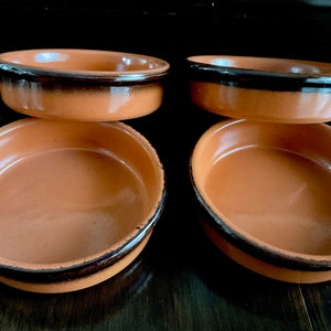 Set of 4 Glazed Terracota Tapas serving dishes with black rims from Spain