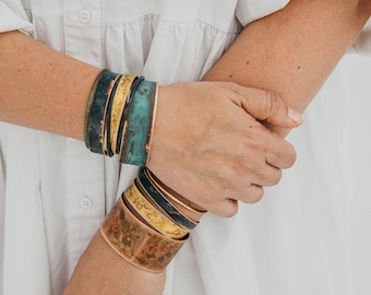 BRACELETS set of 3  6mm HAMMERED copper and brass bracelets