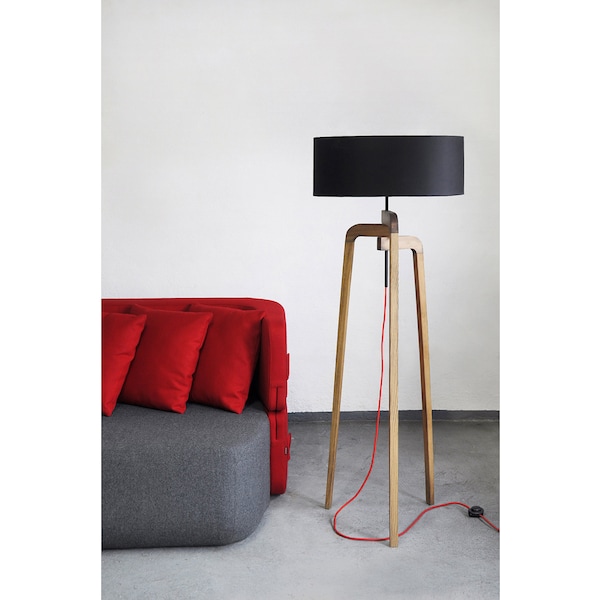 Lampada da terra con treppiede - Iris - Lampada moderna in legno