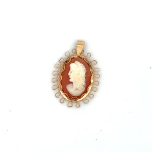 Vintage Cameo Charm, Cameo Necklace, Vintage Gold, Vintage Charms, Cameo, Gold Pendants, Vintage Necklace