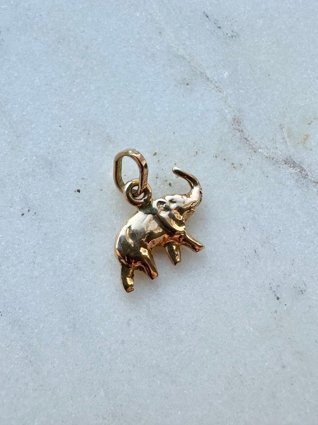 18K Gold Plated Platinum Plated 1.67ctw Garnet & Black Spinel Elephant Pendant