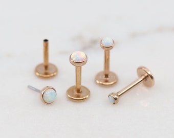 NEU ‣ 20G/18G • kleiner Feueropal Ohrstecker • RoseGold Opal Knorpelohrring • Opal Piercing Schmuck • Flacher Ohrring