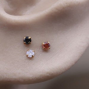 20G/18G • Tiny Whisky Trio CZ Threadless Push Pin Labret Stud • 1.5mm /2mm Cartilage earring • Gold Tragus stud • Flat Back Earring