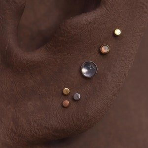 NEW ‣ 1.5mm MicroDot Round Flat Disc Threadless Push Pin Labret Stud • MicroDot Cartilage Stud • Tragus/Helix/Conch • FlatBack Earrings