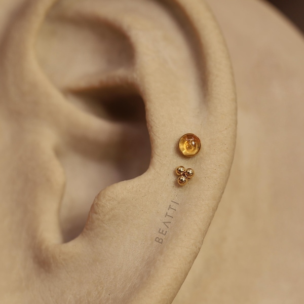 NEW ‣ Tiny Natural Citrine Bezel Threadless Push Pin Labret Stud • Bezel Gemstone Cartilage earring • FlatBack Earrings • GemstonePiercing