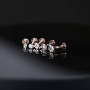 16G Tiny 1.5mm - 4mm Rose Gold Tragus stud / Cartilage earring/Tragus stud/Internal thread/Lip rings/Monroe/Forward helix