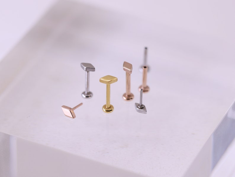 NEW BEATTI Tiny FlatDiamond Threadless Push Pin Labret Stud Rhombus Cartilage earring Tragus/Helix/Conch FlatBack Earrings 画像 3