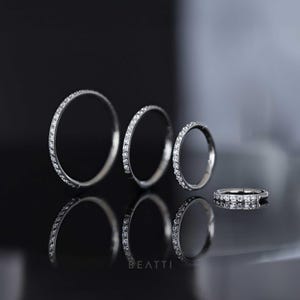 16g/18g CZ Paved Hinged Clicker Hoop, Slim Hoop Earring, Eternity Clicker, Cz Seamless Hinged Clicker, Tragus Hoop, Cartilage Clicker