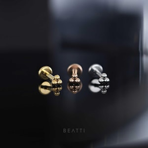 16G Tiny Tribead Cartilage Earring • Internally Threaded Labret • Trinity labret Stud • Tiny Trinity Labret • Tiniest ball Labret