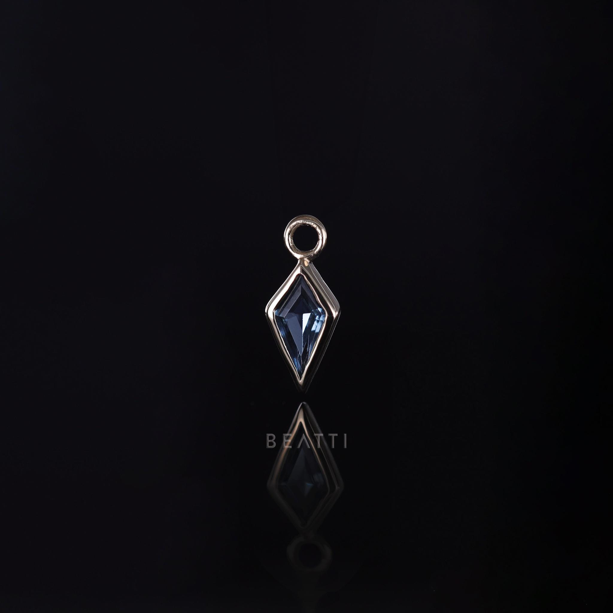 アクセサリー luijewelry / large hoop stone charm Gnoce Lucky Ukiyo-e Cloud Amulet Charm for Bracelets - gnoce.com