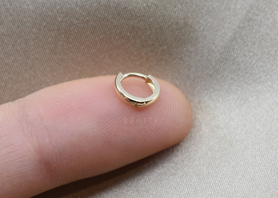 5mm huggie 2024 hoop earrings