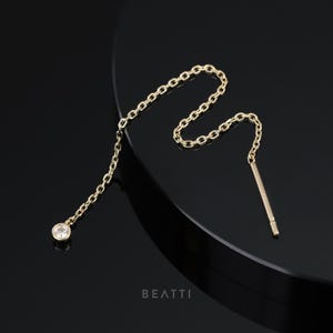 NEU ‣ 14K Massivgold Winzige 2 mm CZ Lünette Einfädler • 14K Gold Ketteneinfädler • Gold Knorpel Ketten Ohrring