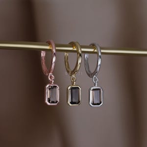 NEU ‣ Nora • Rauchquarz Charm Creolen • 14K Vermeil • Smaragd Cut Edelstein Charm Creolen