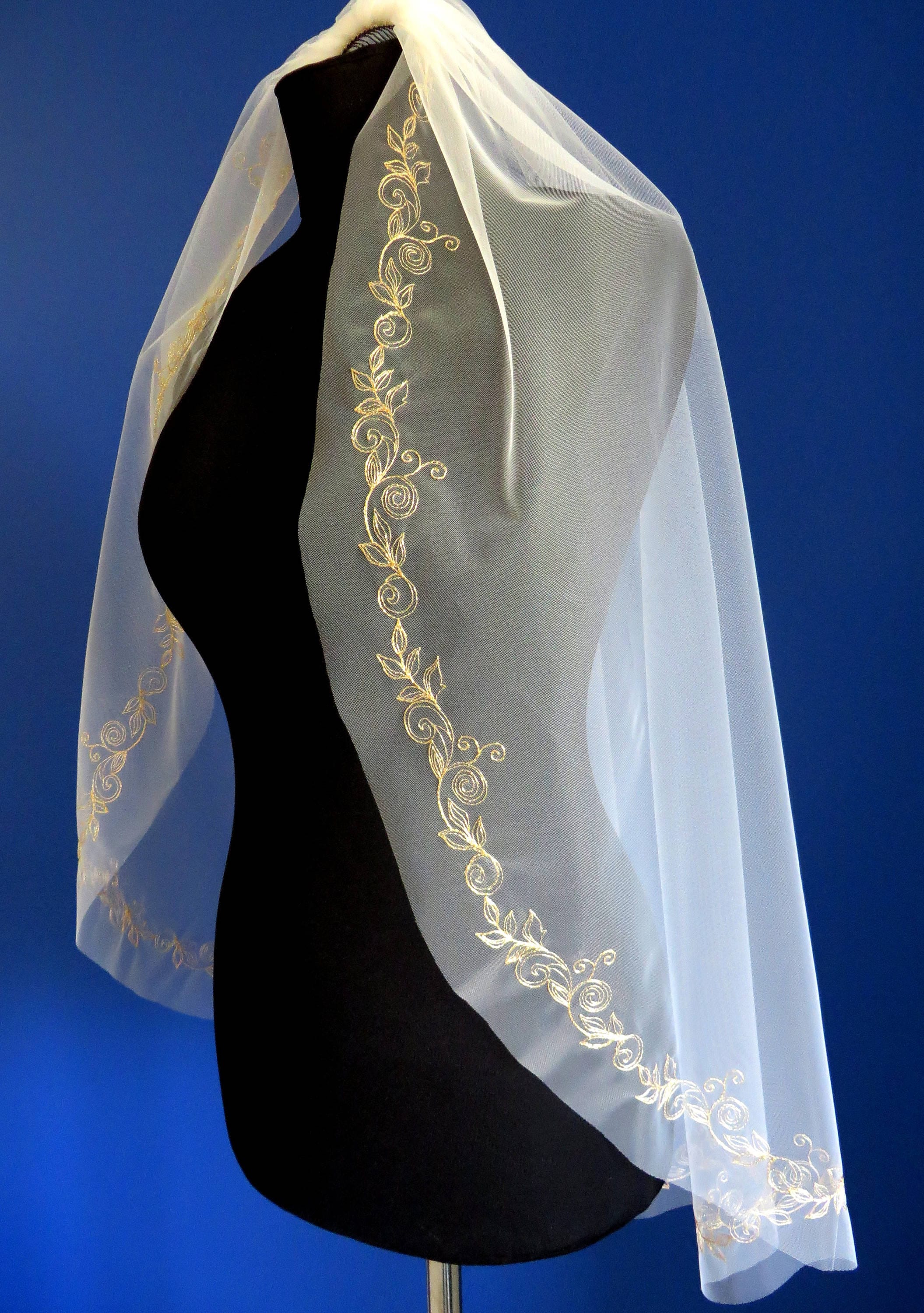 Gold Wedding Veil Gold Lace Veil Embroidered Bridal Veil Etsy