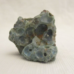 Miniature-Sized Porous Blue Slag Glass 11380x