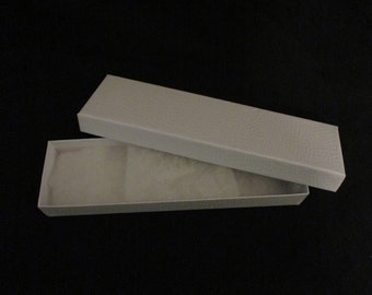 White Cotton Filled Gift Box / Jewelry Box / Mineral Box