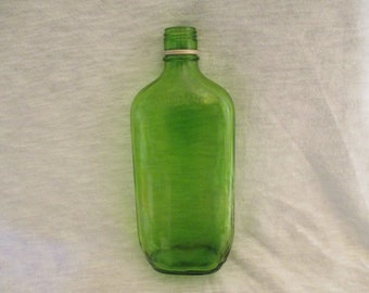 Green One Pint Glass Bottle 9070x