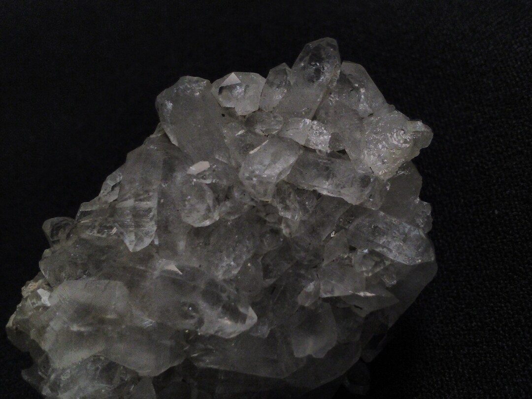 Mini Q Quartz Miniature-sized Quartz Cluster With Calcite Specimen 1013x - Etsy