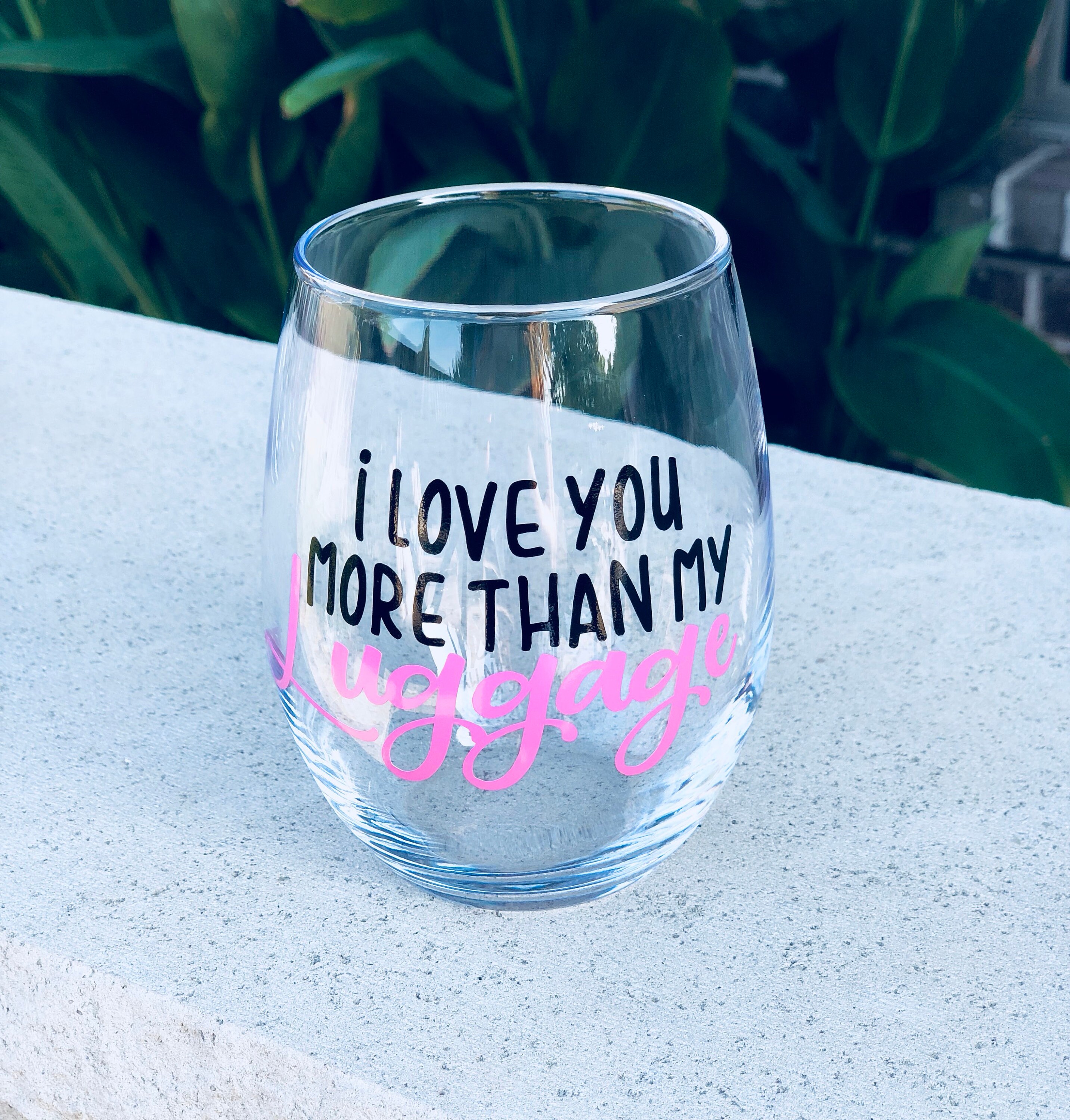 can i travel with glass in my carry on