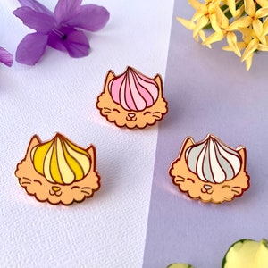 1 inch Floregatitas Cute Kitty Cookie Enamel Pins | Kawaii Kitty Enamel Pins | Mini Enamel Pins | Gifts for Cat lover | Florecitas | Biscuit
