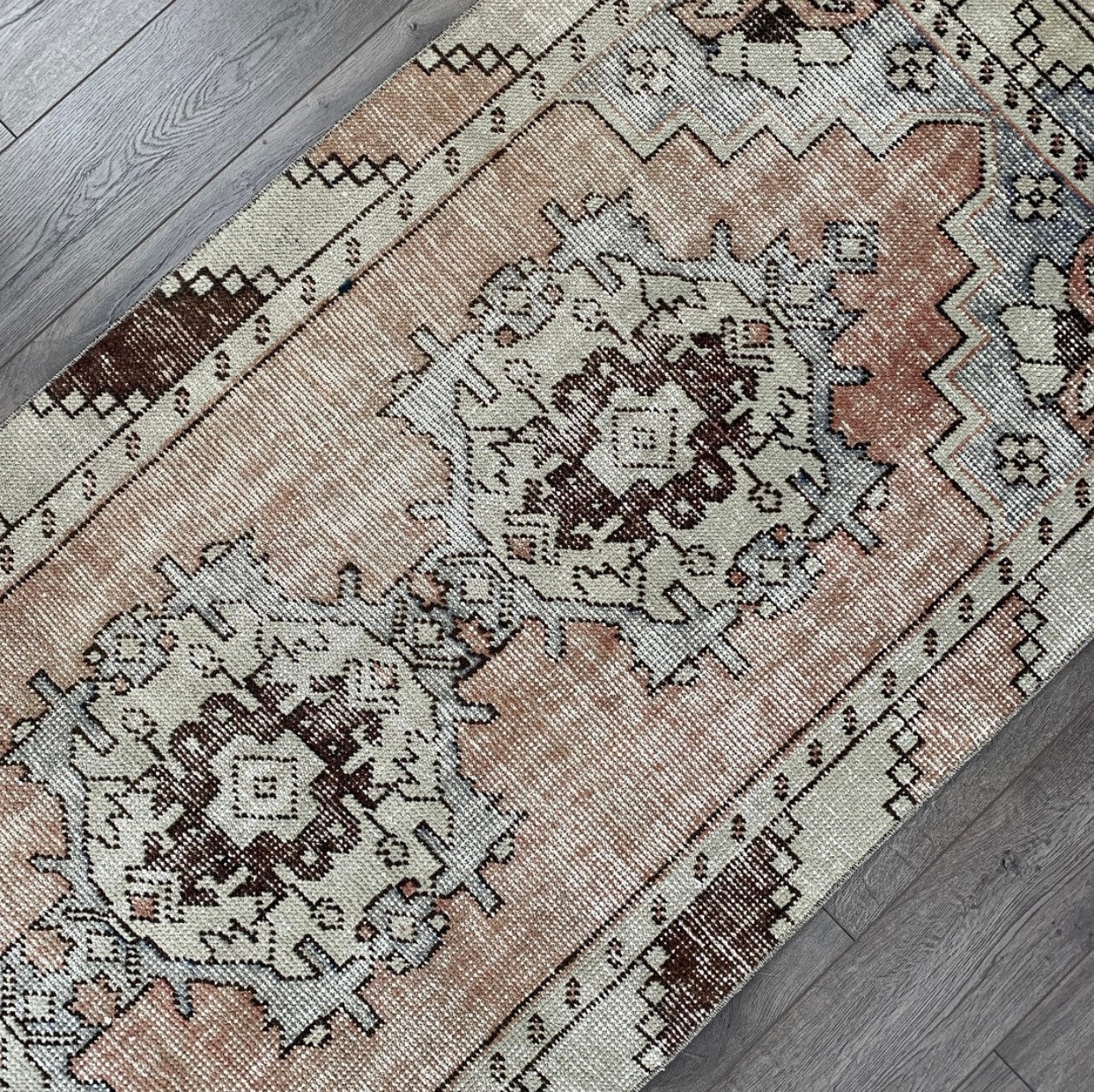 9'4 x 3'0 Vintage Turkish Runner Vintage Turkish Rug Pink and